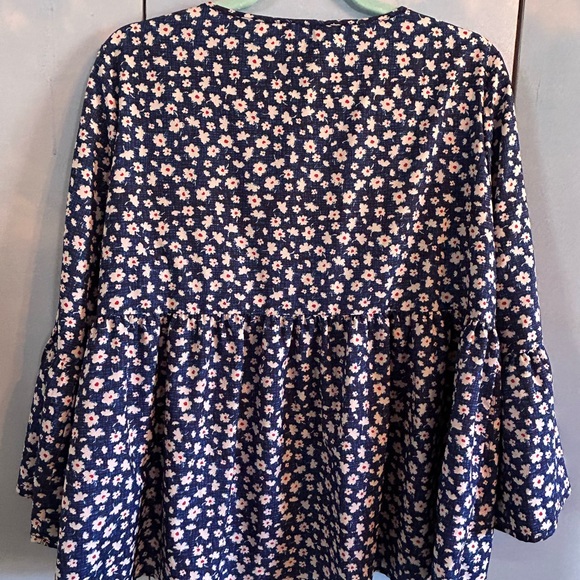 Elegant Blue and Purple Peplum Bell Sleeve Blouse - Picture 3 of 5